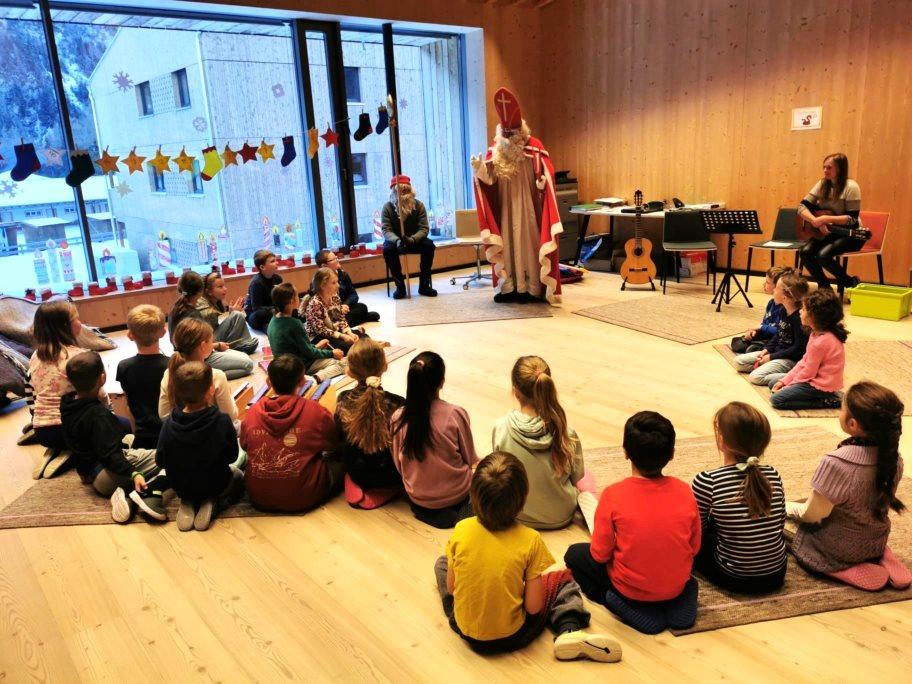 Nikolaus in der Schule